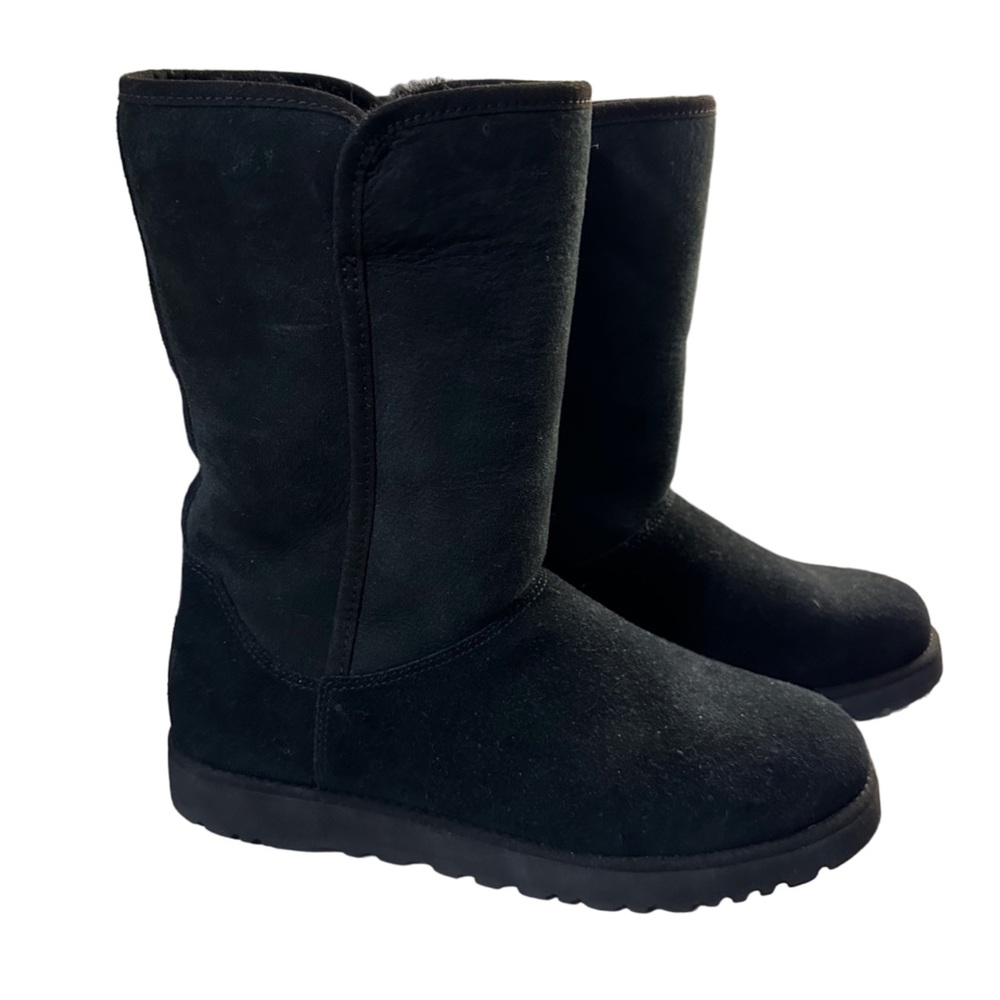 Uggs - Classic Mid-Calf Black - Brand New No Box
